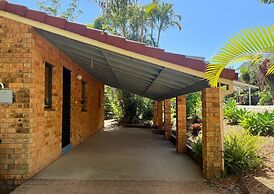 Tropic Oasis by Charlesworth