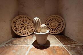 Endea Suite Rooms & Lounge SPA