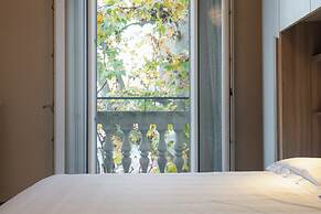 Emilia Suite Home