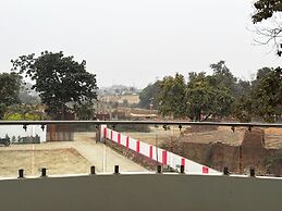 Hotel The Viraj Palace