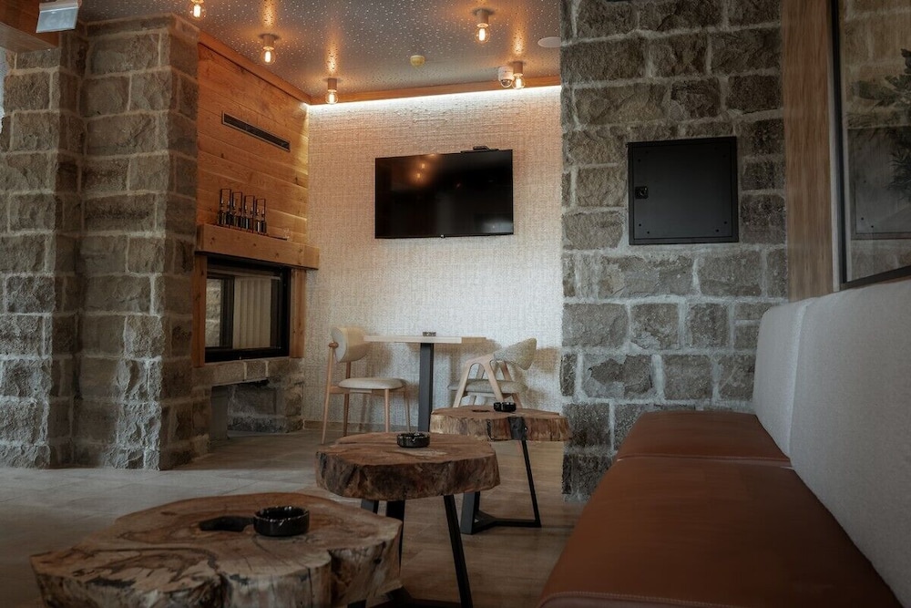 Angelina Apart Hotel & Spa