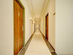 Collection O Ovel Hotel Grand
