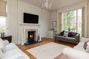 Victorian House Sleeps 14 Pool and Gardens