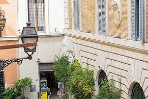 Rental in Rome Navona Modern Apartment