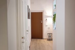 Rental in Rome Navona Modern Apartment