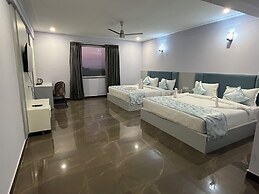 Sunrise Dreamworld Resort