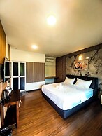 Pua Family Villa
