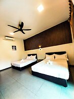 Pua Family Villa