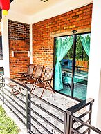 Pua Family Villa