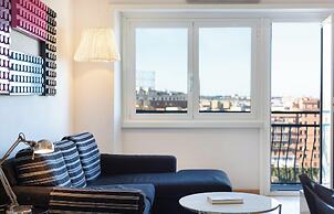 Rental in Rome Pyramid View Apartment