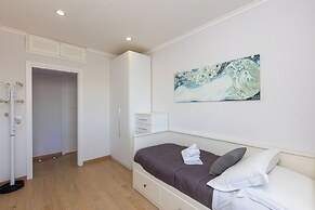 Rental in Rome Pyramid View Apartment