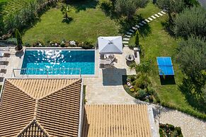 Mateo Stone Villa in Kato Korakiana