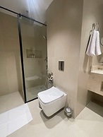 LYVAN HOTEL