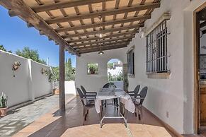 Casa con piscina compartida Conil de 5