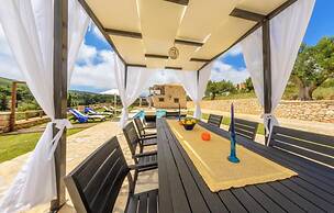 Impeccable 3-bed Villa in Anafonitria