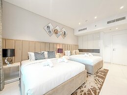 DAMAC Bay's Edge by DVH Luxe Retreats