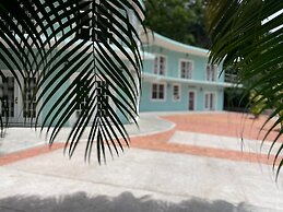 Torraille Waterfall Villas - Unit 1