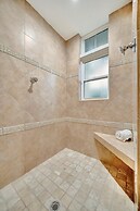 Holmes Beachfront Oasis