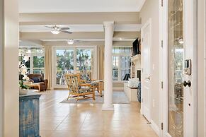 Holmes Beachfront Oasis