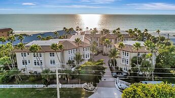 Holmes Beachfront Oasis