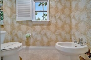 Holmes Beachfront Oasis