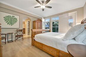 Holmes Beachfront Oasis