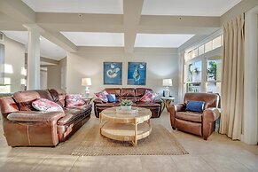 Holmes Beachfront Oasis