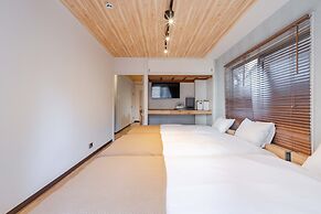 HouseHotel Gotanda