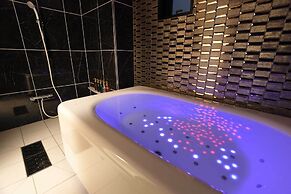 Hotel GLOW - Adults Only