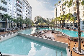Condo with Full Facilities C255