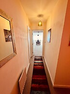 Middlesbrough Stylish Flat 2 Bedrooms & 2 Bathrooms & Private Parking-