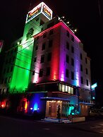 Hotel Queens Court