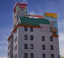 Hotel Queens Court