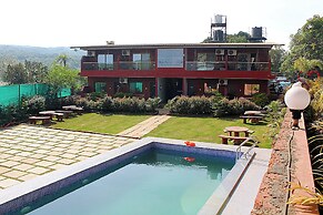 Hotel Green Crystal