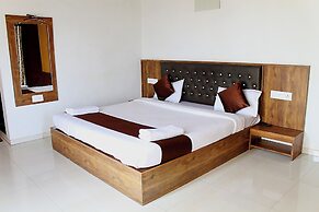 Hotel Green Crystal
