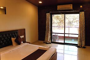 Hotel Green Crystal