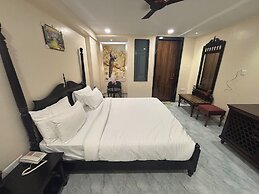 RAJMAHAL HOTEL & RESORT