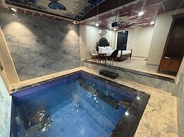 RAJMAHAL HOTEL & RESORT