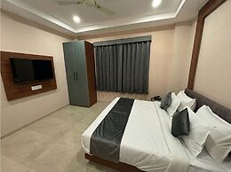 Hotel Pragya Paradise