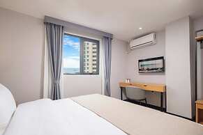 Sanya Guanhailou Hotel