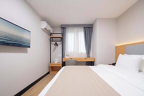 Sanya Guanhailou Hotel