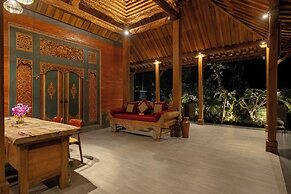 Agrapana Ubud Villa