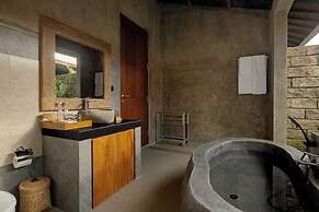 Agrapana Ubud Villa