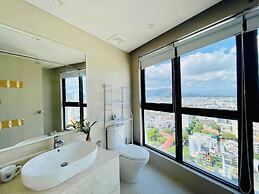 Goldcoast Premium Beachfront Apartment