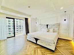 Goldcoast Premium Beachfront Apartment