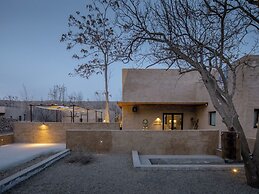 LOSTVILLA Zhongwei Yellow River