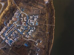 LOSTVILLA Zhongwei Yellow River