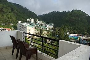 Hotel Dark Clouds