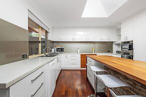 Home Hearth A Sepal Stay