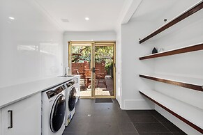 Home Hearth A Sepal Stay